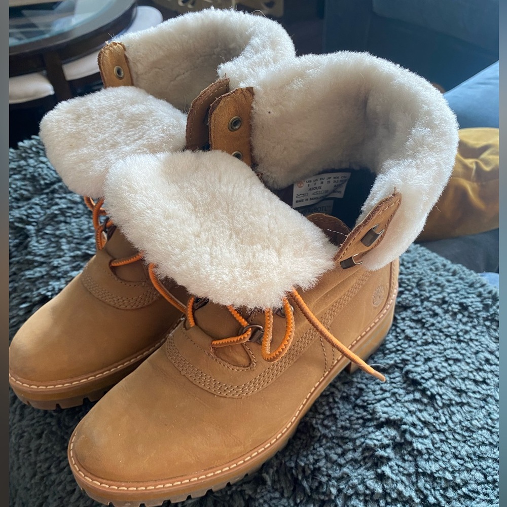 Timberland Women’s Boots - Size 8